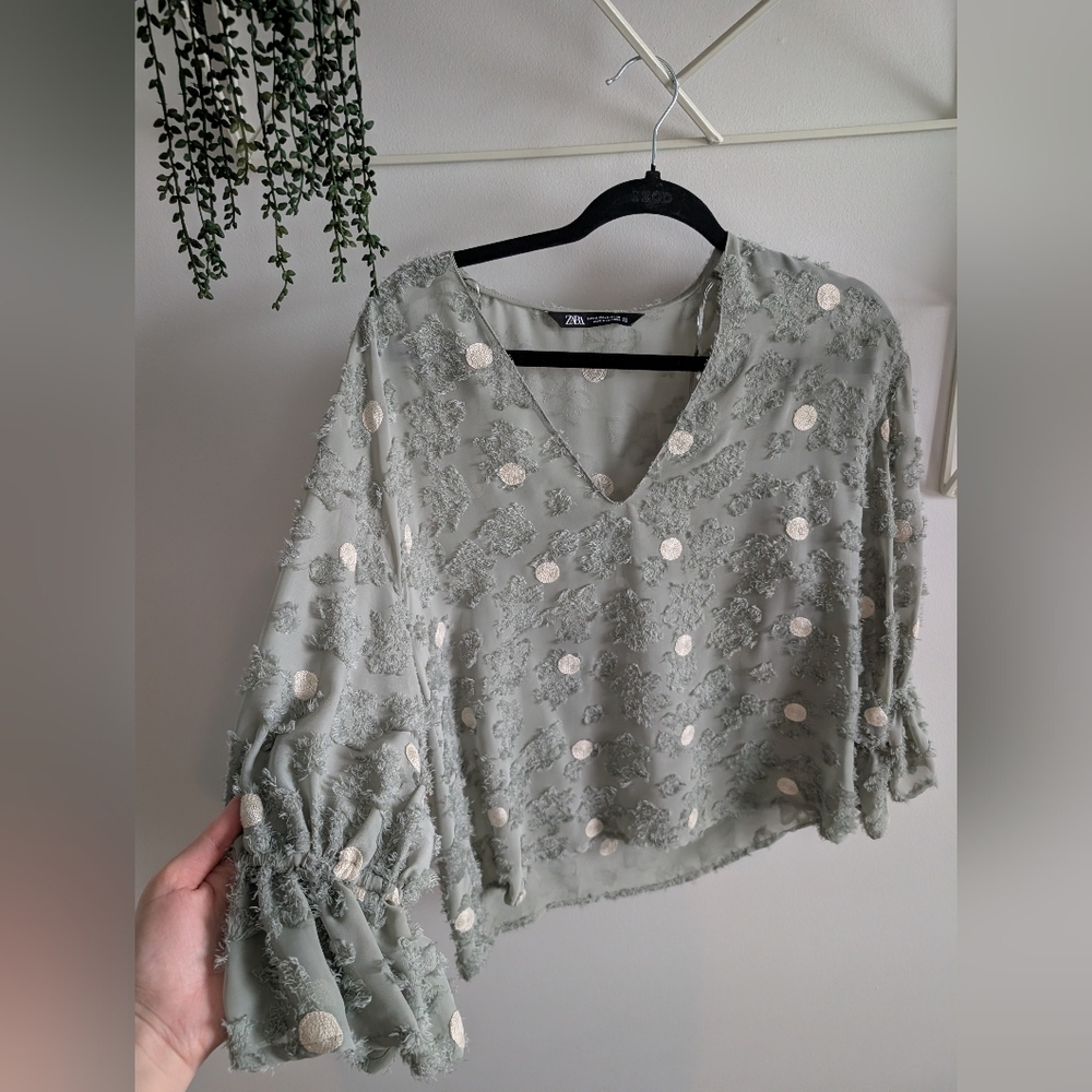 Zara Sage Green Textured Blouse Size Xs